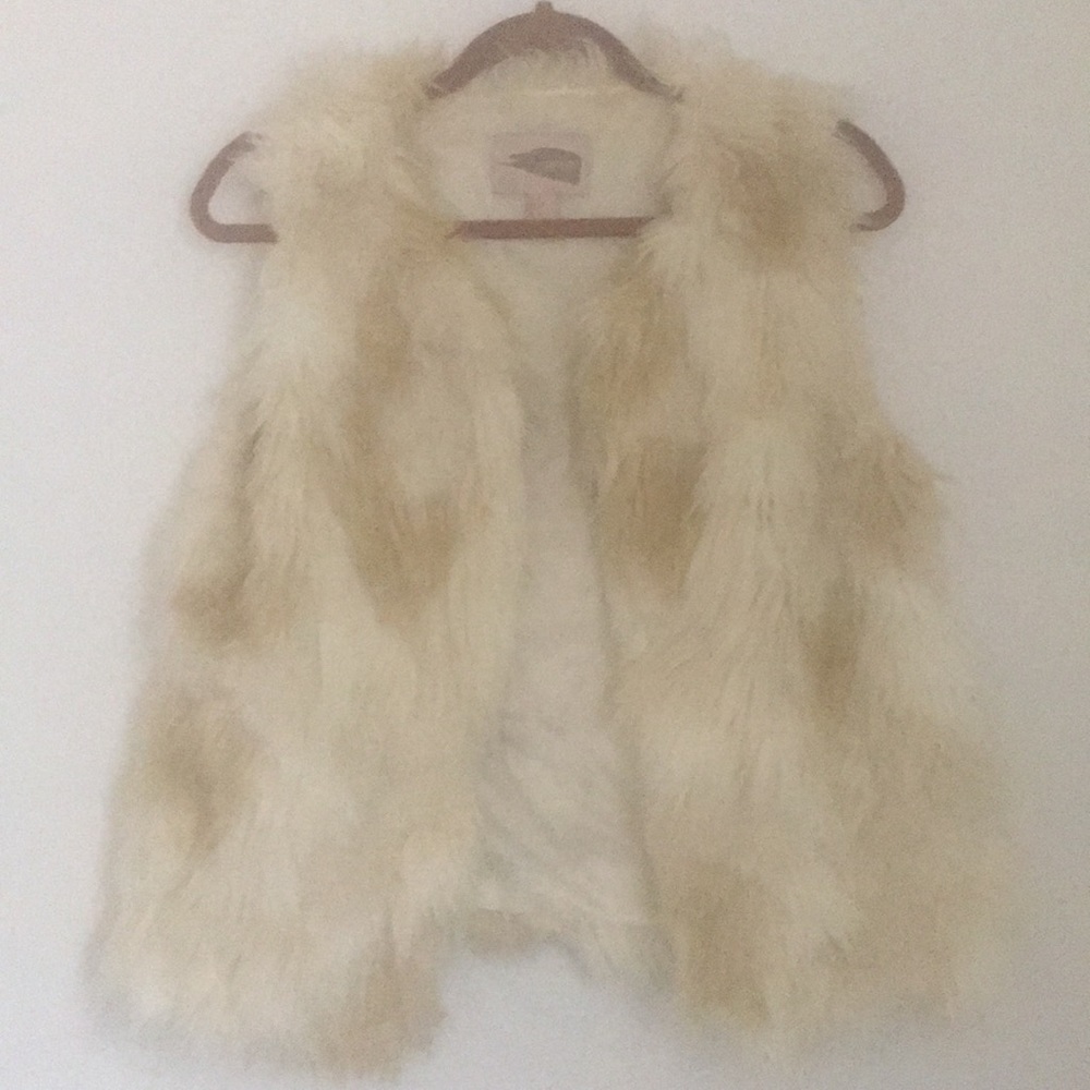 Forever 21 faux fur vest